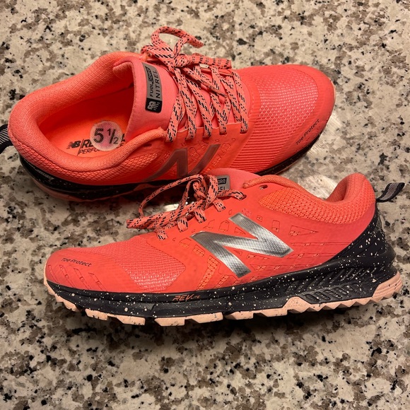 New Balance Women's FuelCore Nitrel V1 - Picture 2 of 10